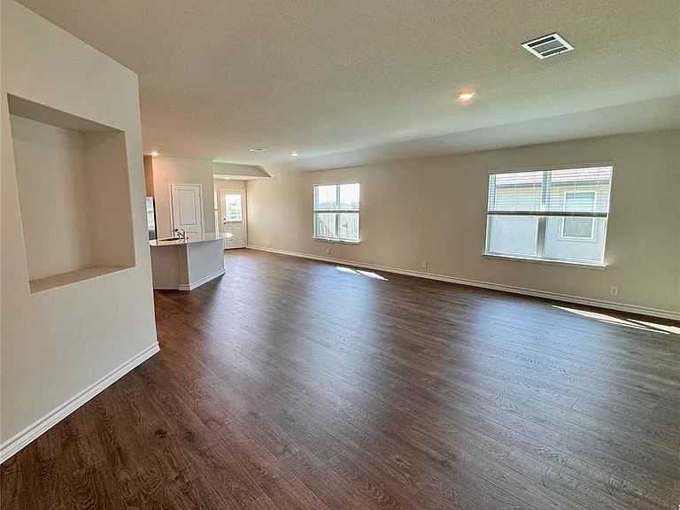 204 Steele Hbr — Photo 34