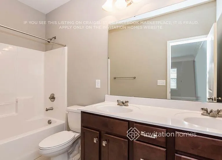 5318 Roberta Crossing Dr — Photo 18
