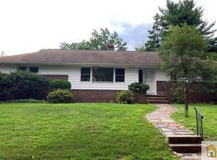 1 Lea Pl, East Brunswick, NJ 08816