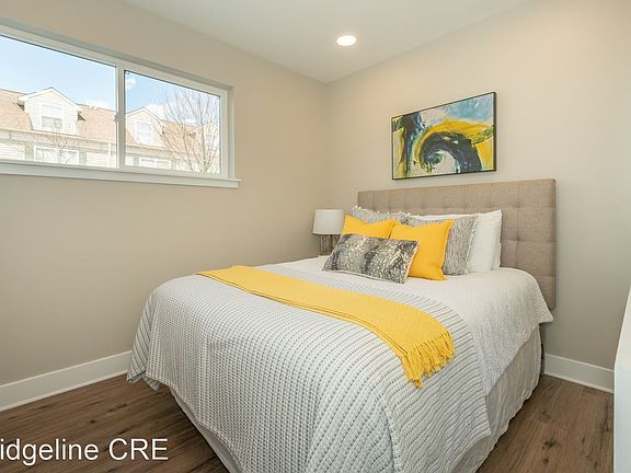 4th image of 2220-28 W Master St #6