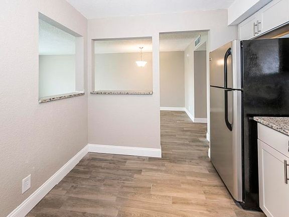3rd image of 497 Piedmont K #497