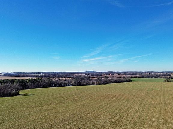 3rd image of 2400 Sportsman Lake Rd