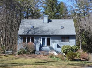 17 Gulf Rd, Pelham, MA 01002