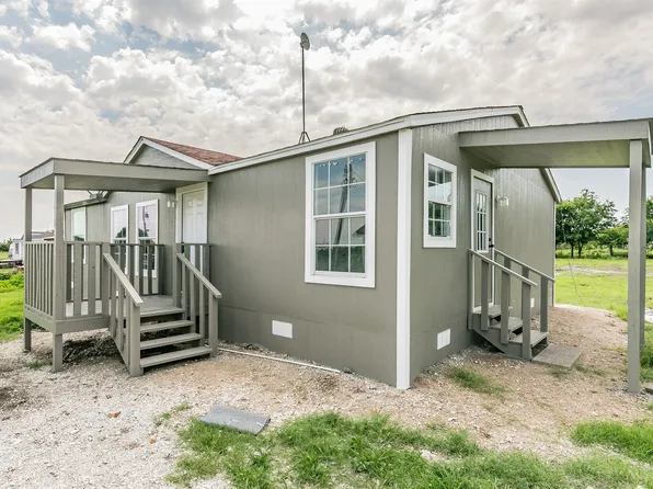 13500 King Cotton Dr, Venus, TX 76084