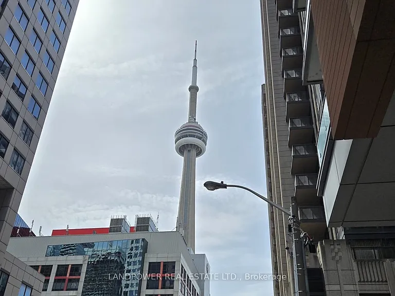 8 Mercer St #1405 — Photo 25