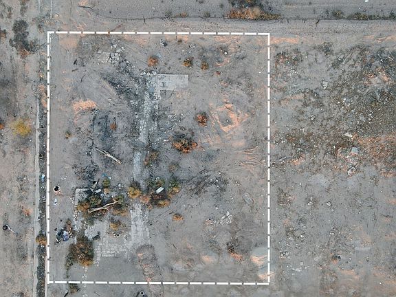 3rd image of 1817 S Dogwood Rd