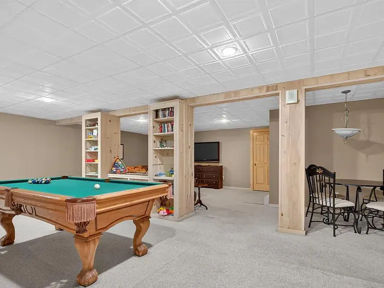 89 Pierpont Rd #ID1388804P — Photo 9