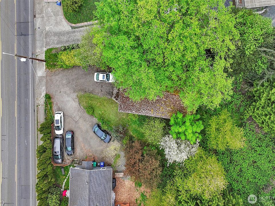 1st image of 119 N 205th Street