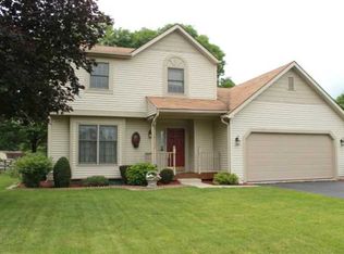 28697 Simmons Rd, Perrysburg, OH 43551