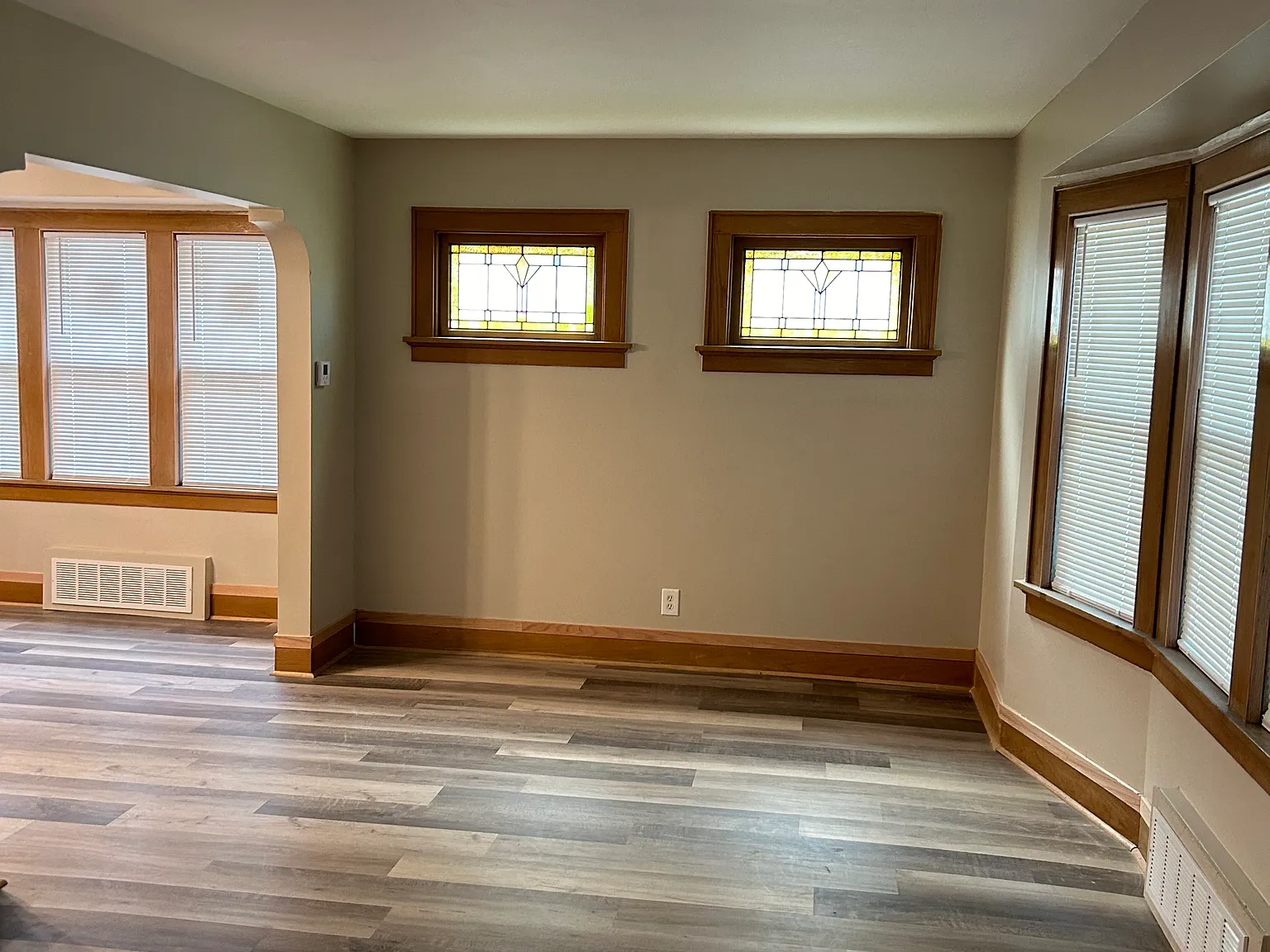 2 bed, $1,300 — Photo 4