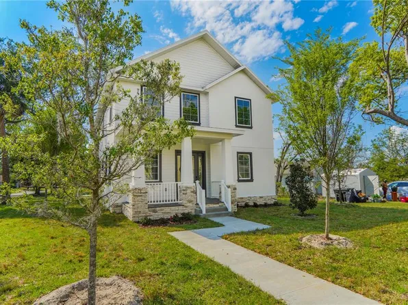 38 S Pollard St, Oakland, FL 34760