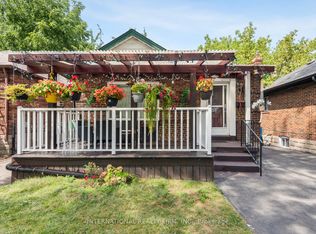 1982 Lawrence Ave W, Toronto, ON M9N 1H4