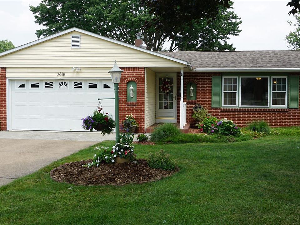 1st image of 2618 Eastwood Dr