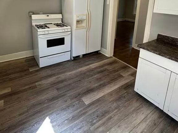 3rd image of 1001 E High St APT A3