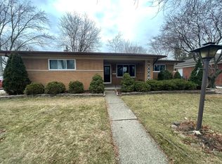 30230 Sharon Ln, Warren, MI 48088