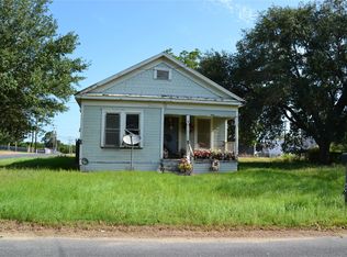 1053 Eilers St, Schulenburg, TX 78956