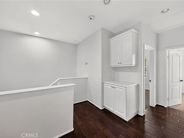 2068 Owens Dr — Photo 19
