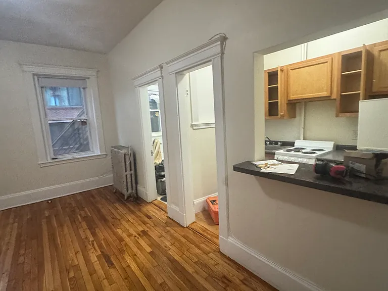 1330 Commonwealth Ave — Photo 4