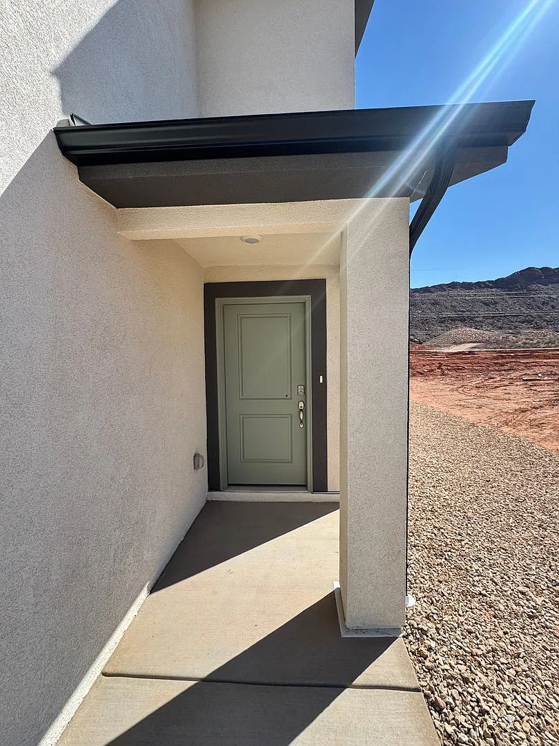Brand New Long Valley Home 2100/mo. for the first 6 months! — Photo 3