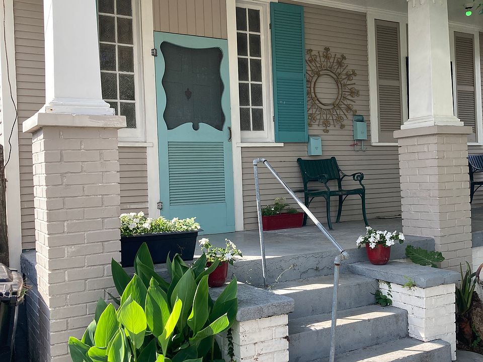 Covered front porch