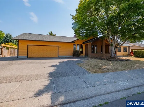812 Garvord St, Lebanon, OR 97355