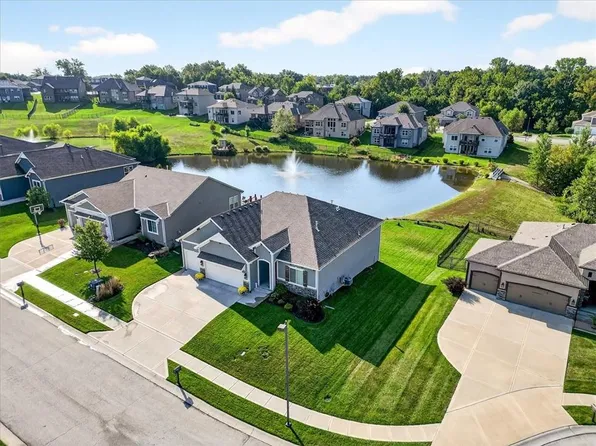 13495 NW 73rd St, Kansas City, MO 64152
