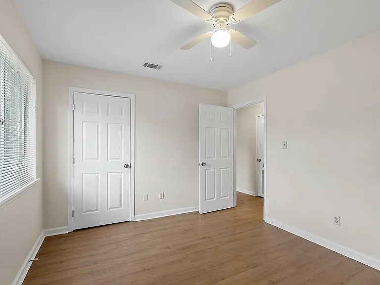 2188 Claremont Ln #A — Photo 23