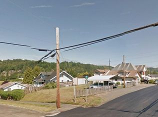 152 2nd St #2, Astoria, OR 97103