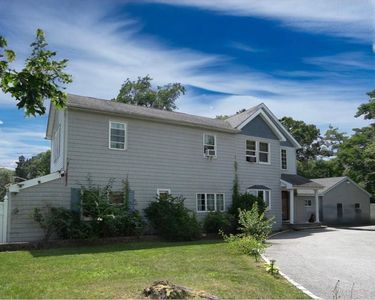 1264 Connetquot Avenue, Central Islip, NY, 11722
