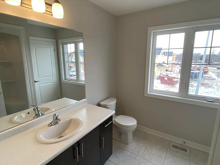 57 Sycamore St — Photo 15