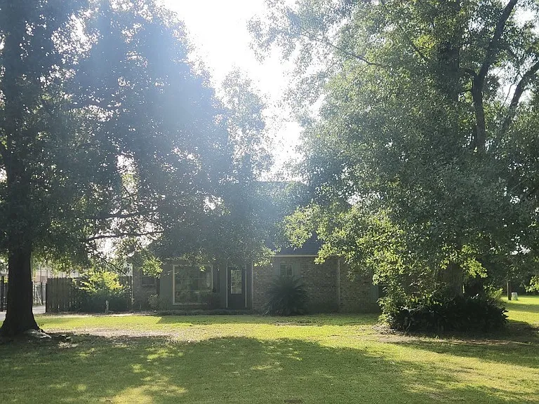 13464 Hilbert Young Rd — Photo 1