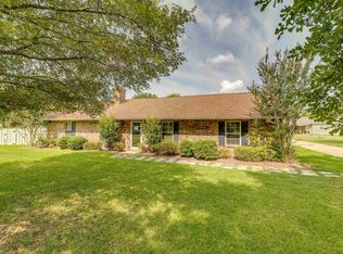 412 Ridgecrest Dr, Oak Grove, LA 71263