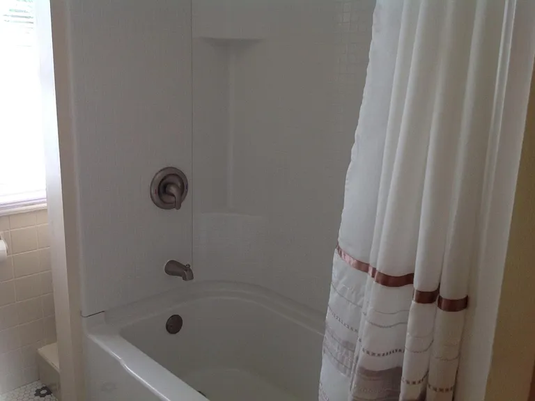 28 Triangle Ave — Photo 10