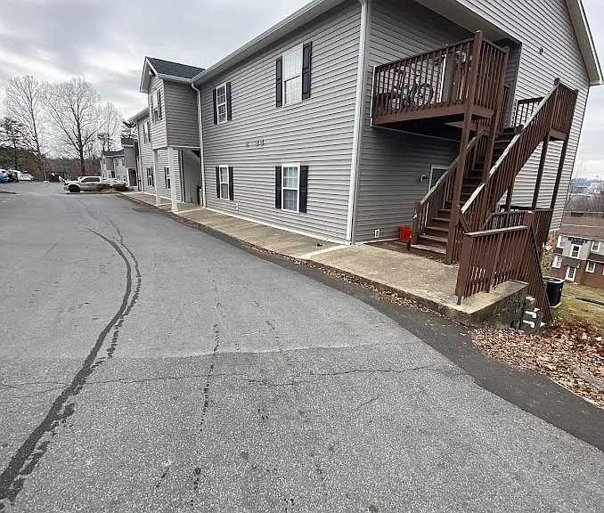 1425 College Heights Rd #101 — Photo 4