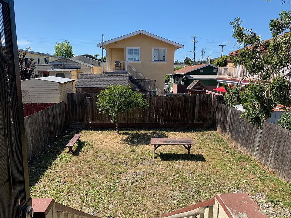 2nd image of 2695 76th Ave