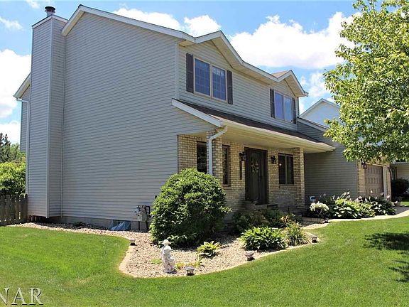 3rd image of 3013 Providence Dr