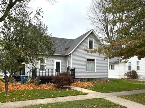 1106 Illinois Ave, Mendota, IL 61342