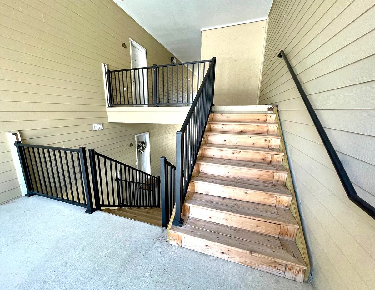 Building Photo - 4100 W Worley St #301