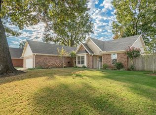 6421 Eastbrier Dr, Bartlett, TN 38135