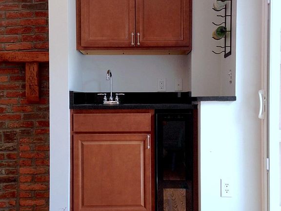 Wet Bar with dual zone wine fridge