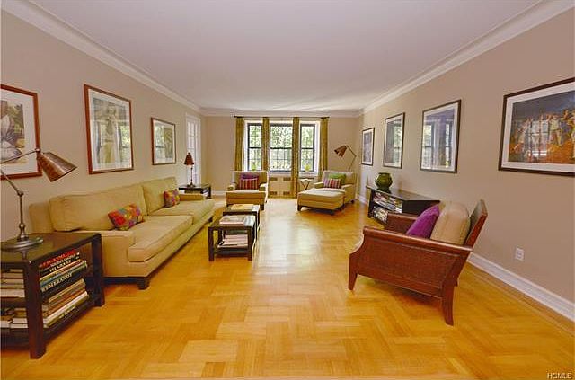 1st image of 35 Parkview Ave APT 4H