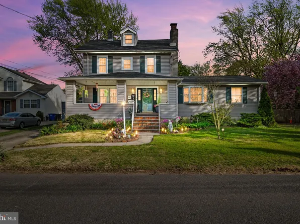 30 Orchard Ave, Maple Shade, NJ 08052