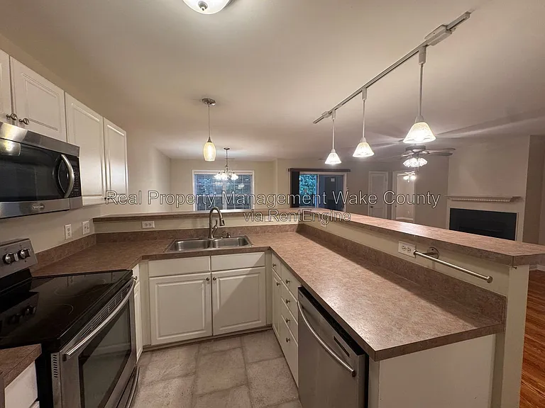 3812 Wellington Ridge Loop — Photo 25