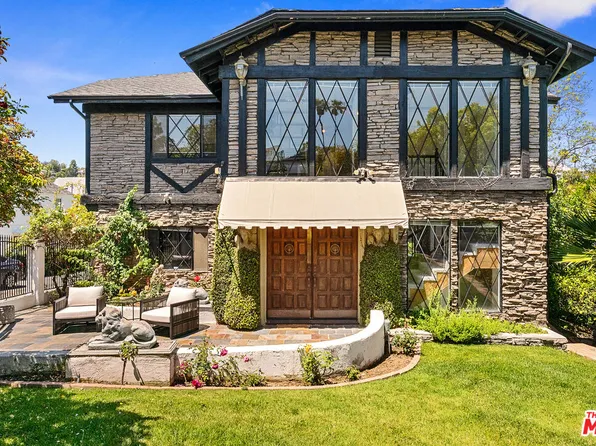 2402 Hollyridge Dr, Los Angeles, CA 90068