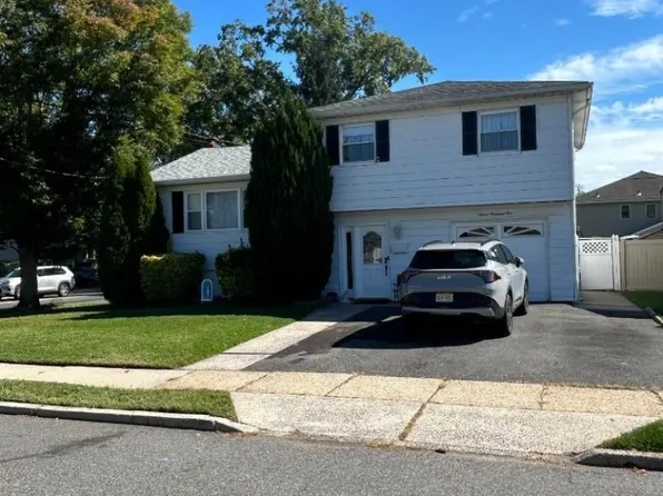 701 Willick Rd, Linden City, NJ 07036