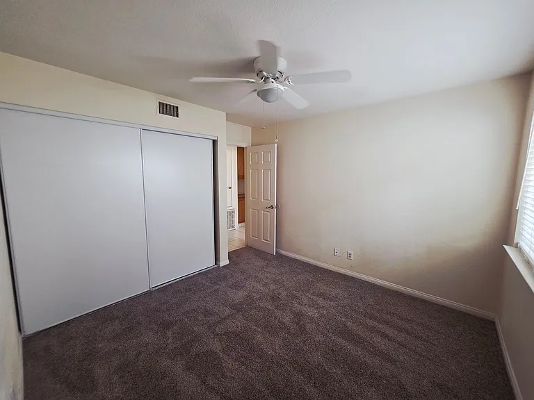 2920 Setting Sun St — Photo 35