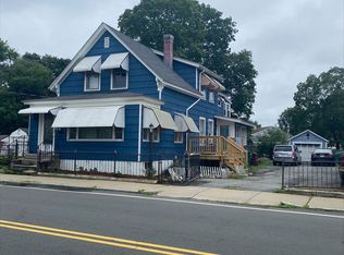 74 Carlisle St #1, Lowell, MA 01852