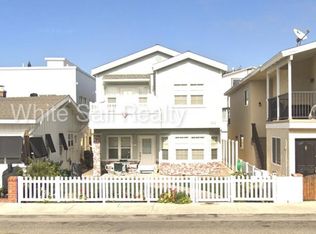 302 E Balboa Blvd, Newport Beach, CA 92661