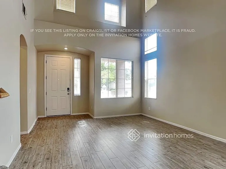 4798 Arial Ridge St — Photo 5