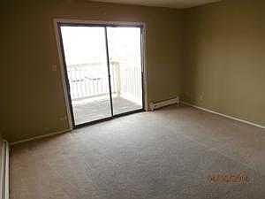 4th image of 1864 Somerset Dr